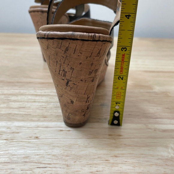 b.o.c Born Concepts Black Leather Cork Wedge Sandals Women's Size 8M - Picture 10 of 10